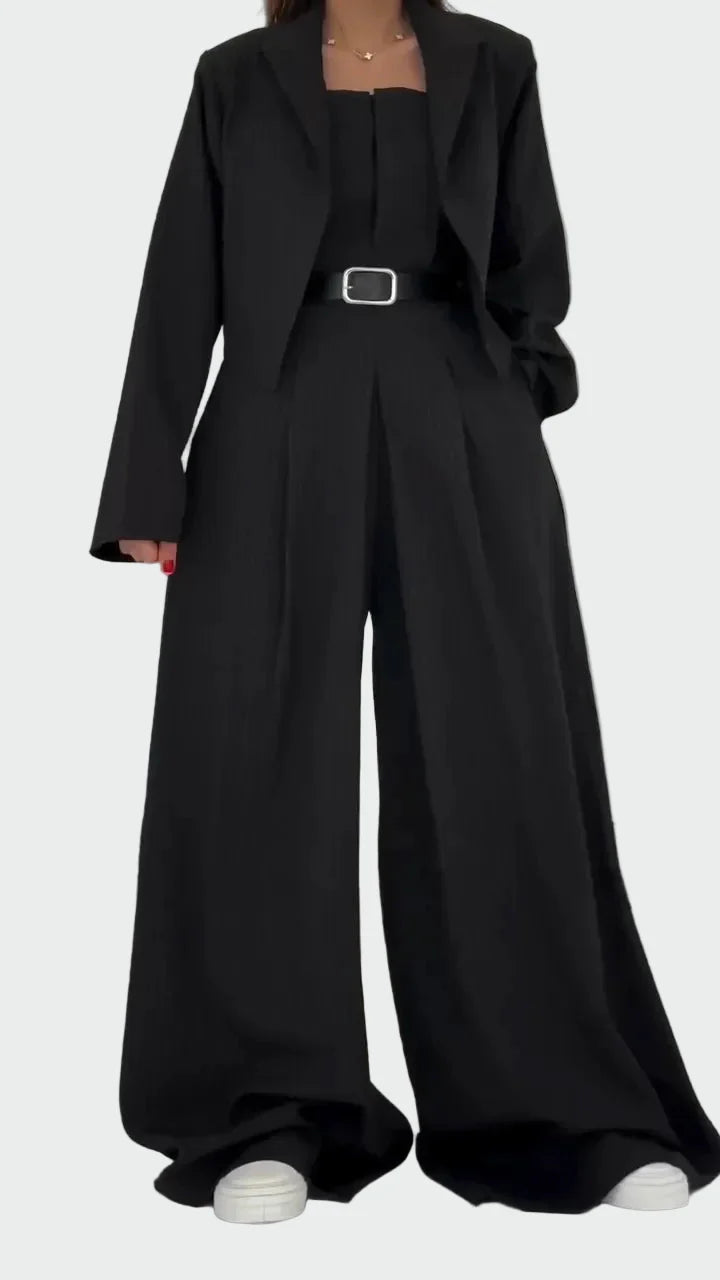 Súprava korzetu a saka v elegantnom a modernom štýle