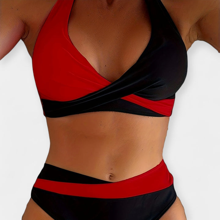 Bikini s prekríženým výstrihom