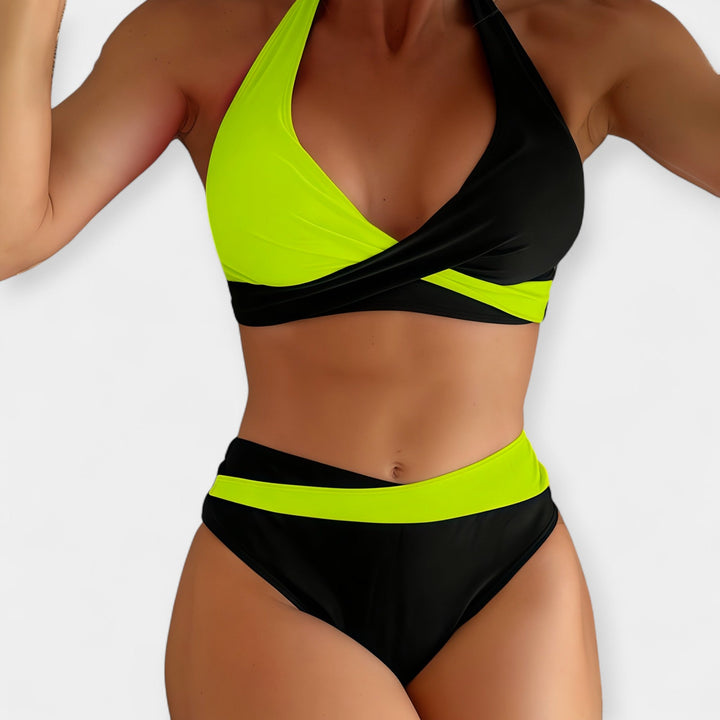 Bikini s prekríženým výstrihom