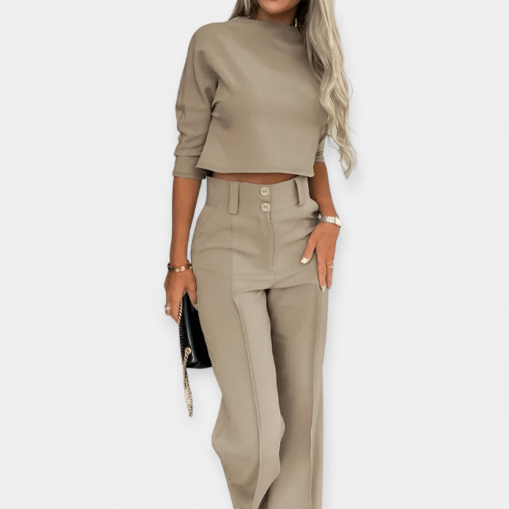 Súprava Crop Top a Nohavice