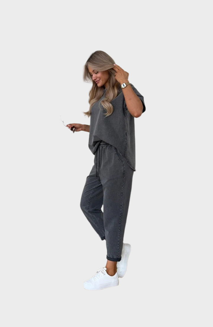 Casual set s tričkom a jogger nohavicami