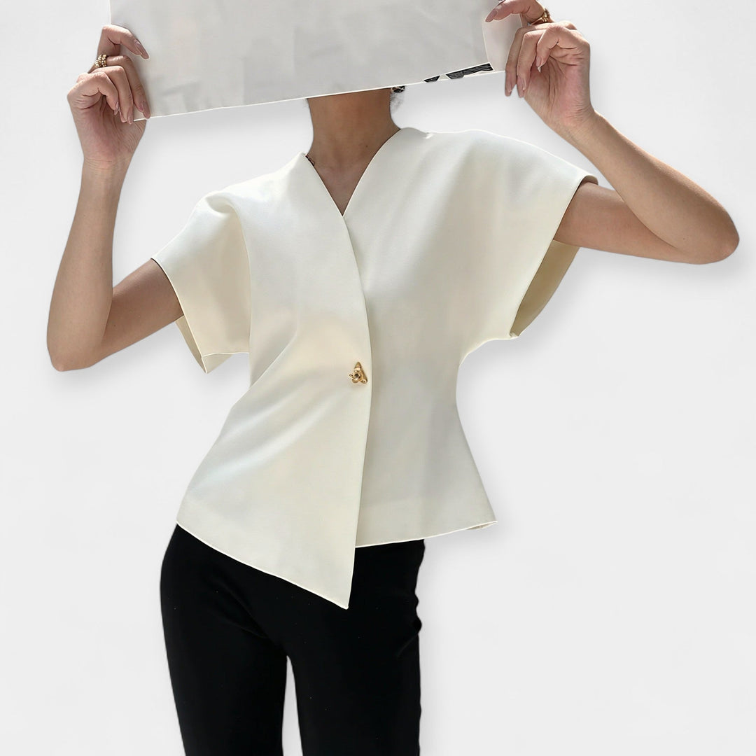 Minimalistický Elegantný Top