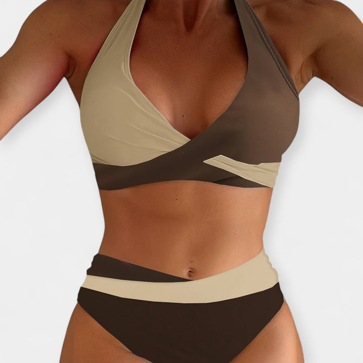 Bikini s prekríženým výstrihom