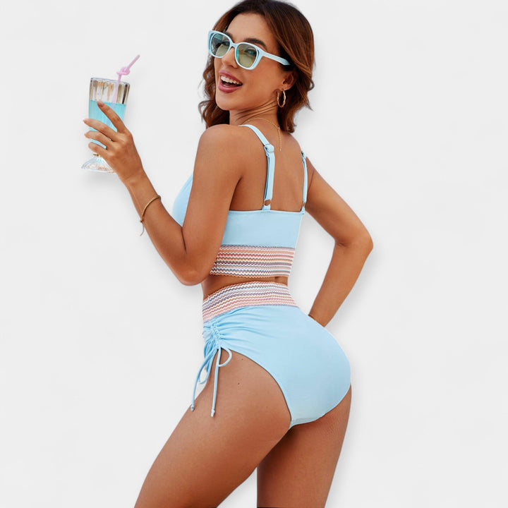 Vysoký pás bikiny s výstužou