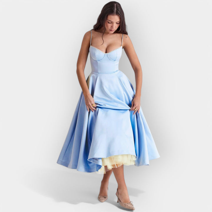 Elegantné Midi Šaty so Štýlovou Siluetou