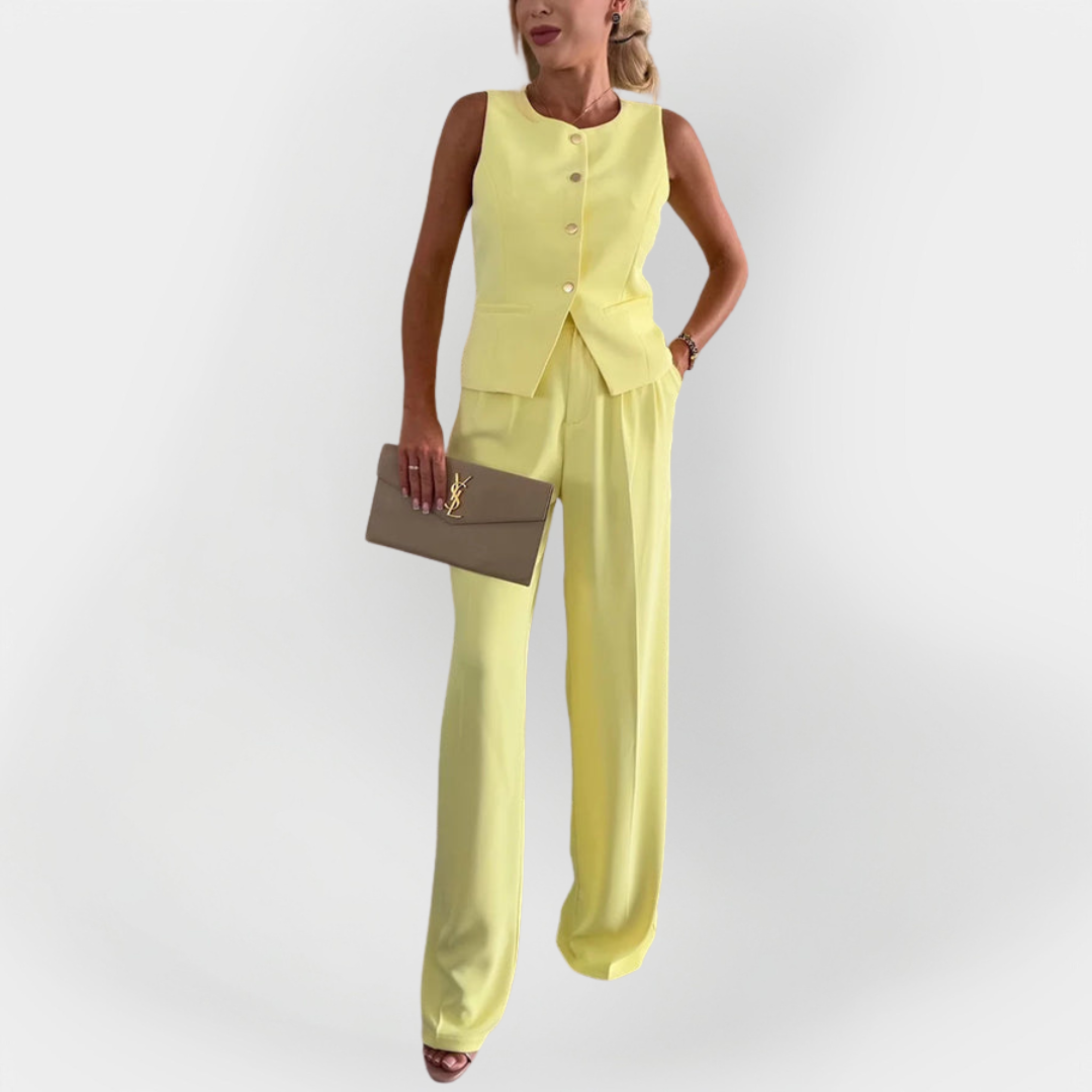 Elegantný set nohavíc s topom bez rukávov