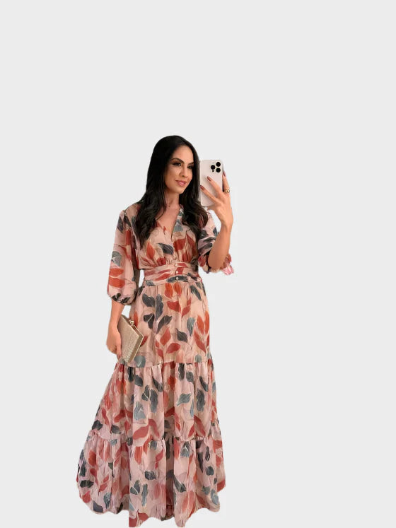 Dlhé Šaty s Kvetinovým Vzorom a Pohodlným Strihom pre Elegantné Dni