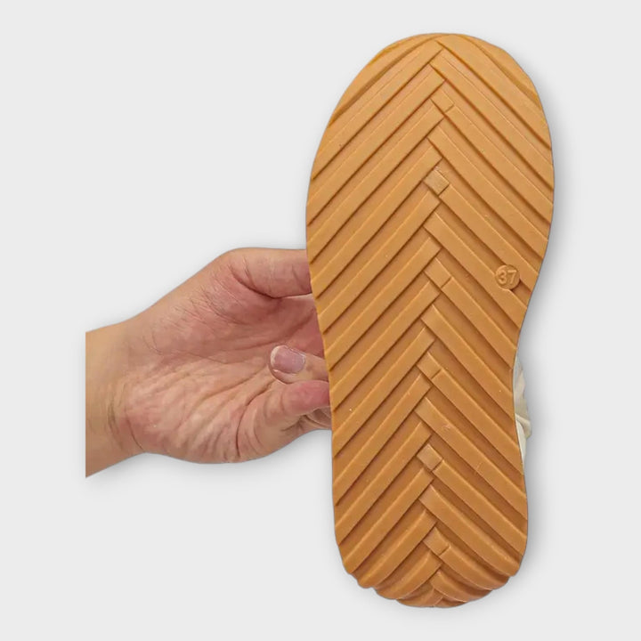 Elegantné športové topánky s nadčasovým štýlom