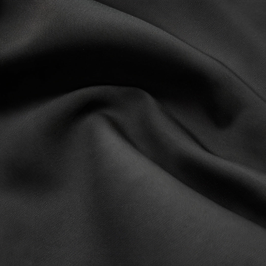 Minimalistický Elegantný Top
