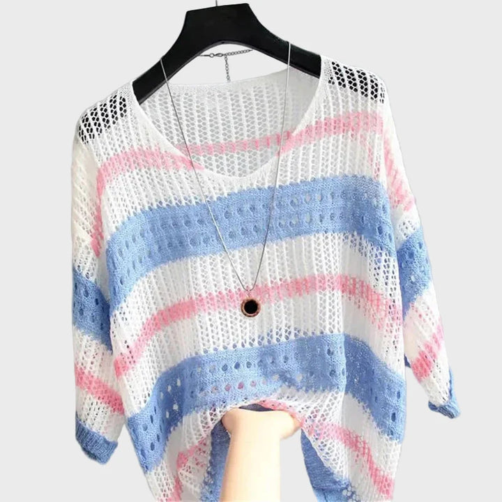 Ľahký pletený top s výrezmi