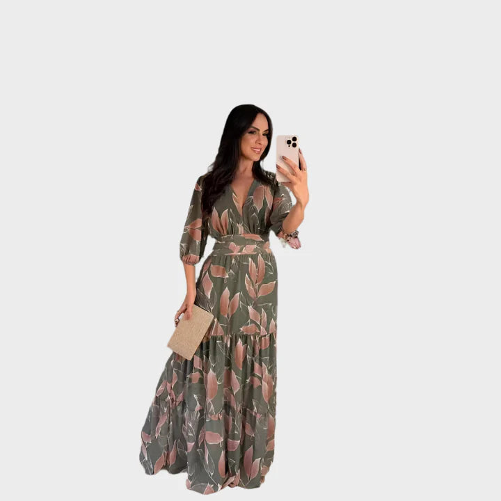 Dlhé Šaty s Kvetinovým Vzorom a Pohodlným Strihom pre Elegantné Dni